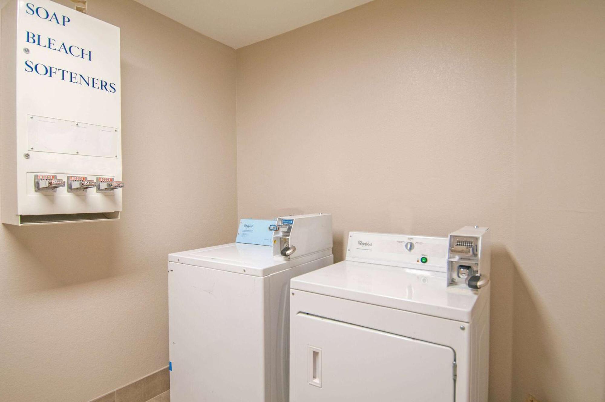 Hotel Days & By Wyndham North/stone Oak San Antonio
