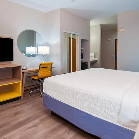 Days Inn & Suites By Wyndham San Antonio North/Stone Oak Esterno foto
